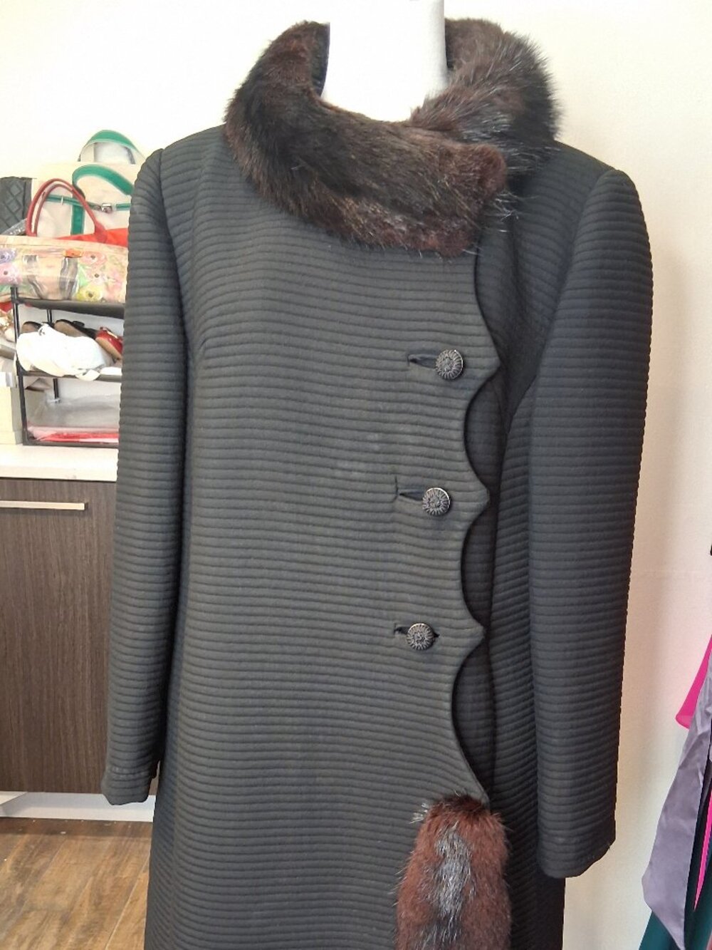 Vintage Union Made Black Fur Trim Scalloped Front Coat Size M